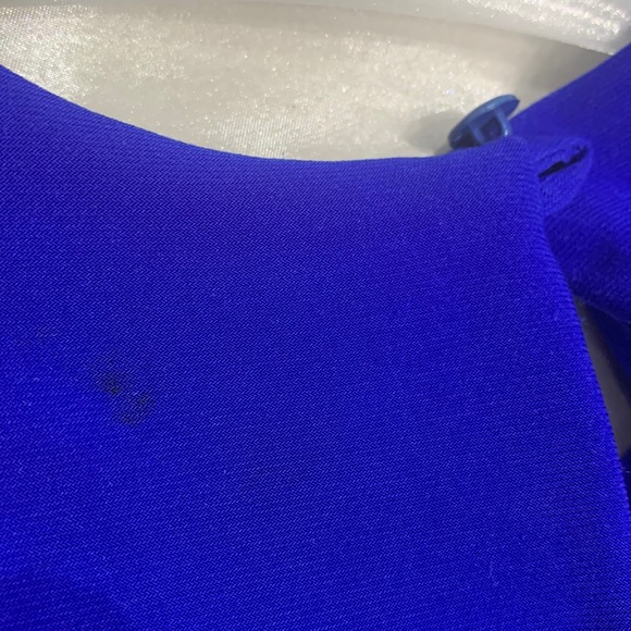 Made in🇨🇦Beautiful Sleeveless Cross Over Ruffle Front JR Dress - Picture 14 of 17